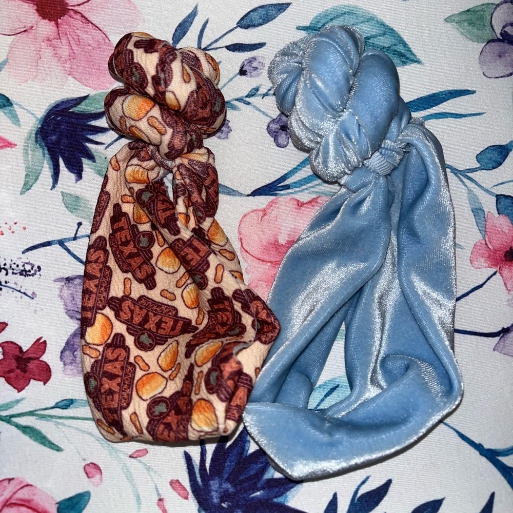Top knot newborn bows